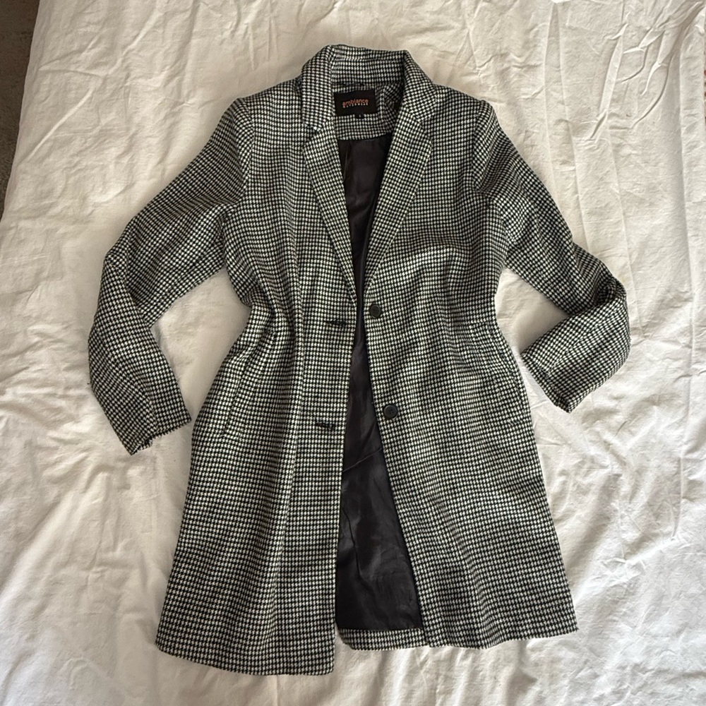Ambiance Black and White Houndstooth Blazer